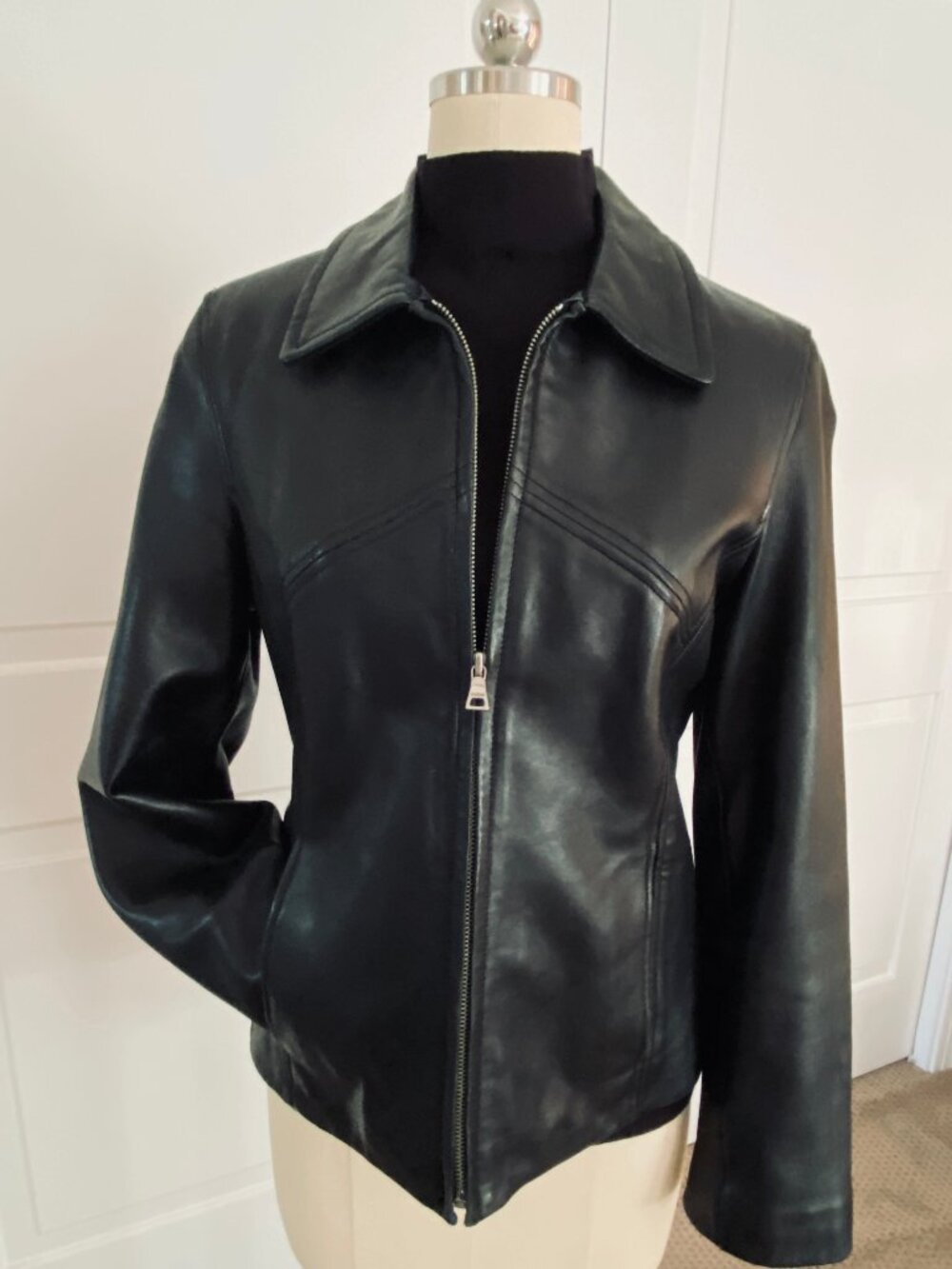 Flawless "Guess" Black Leather Jacket